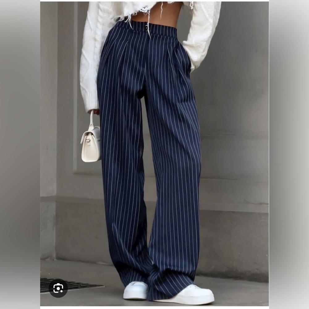 New with tags commense blue striped pants